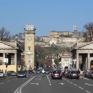 Monet Apartament