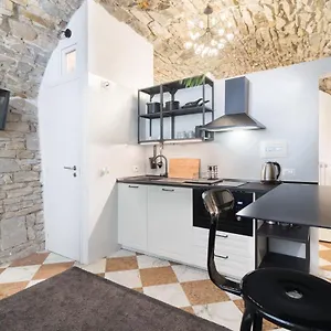 Art Apartment